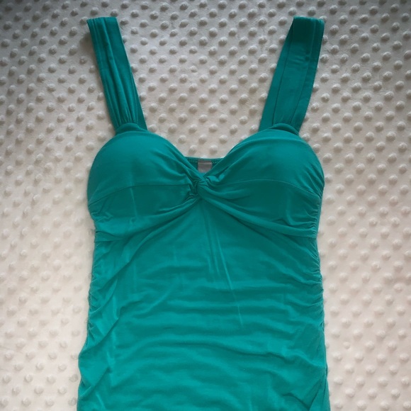 Green Tank Top - Picture 2 of 6